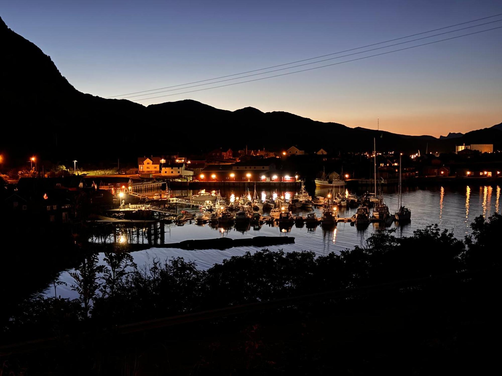 Superior Cabin Ballstad Lofoten Exterior foto